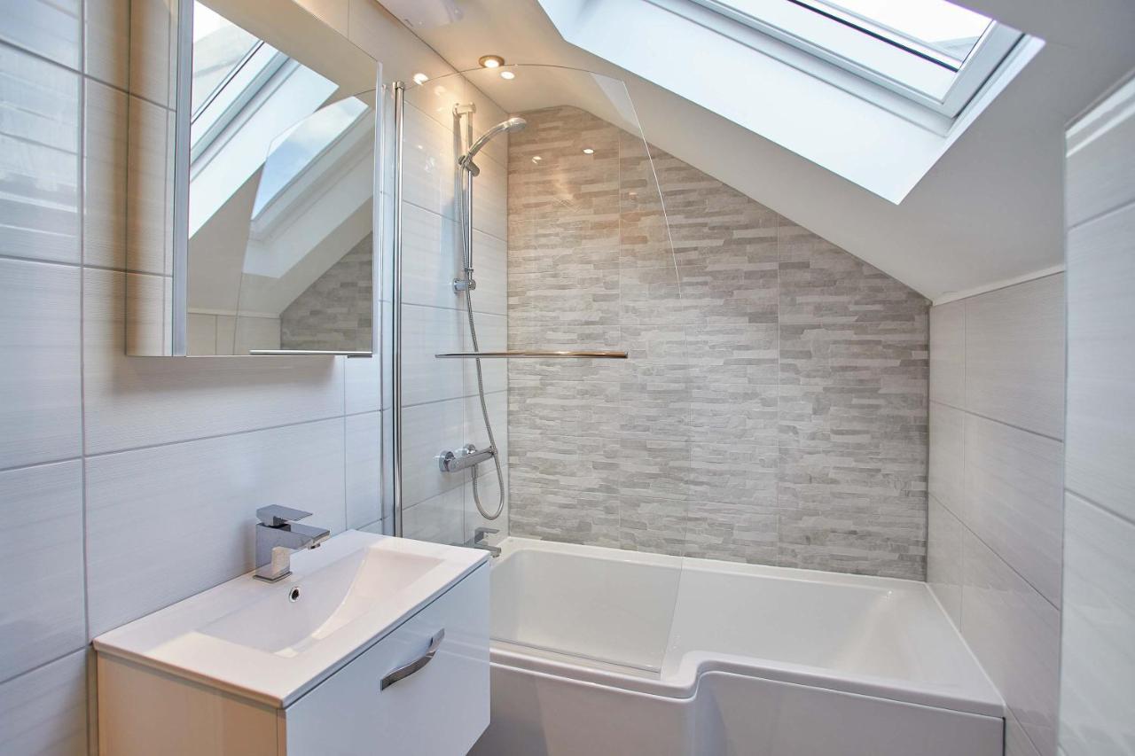 Host & Stay - The Penthouse, Hudsons Yard House Whitby Eksteriør billede